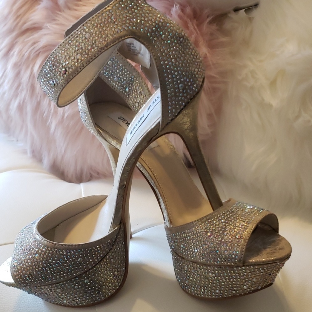 Steve Madden Bedazzled PeepToe Sandal